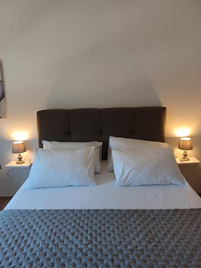 Apartman Miro 시베니크 외부 사진