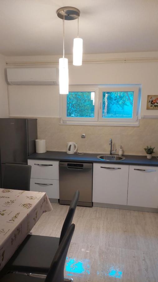Apartman Miro 시베니크 외부 사진